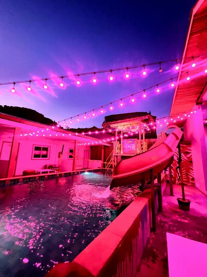 Ostello Slumber Party Krabi Ao Nang Esterno foto