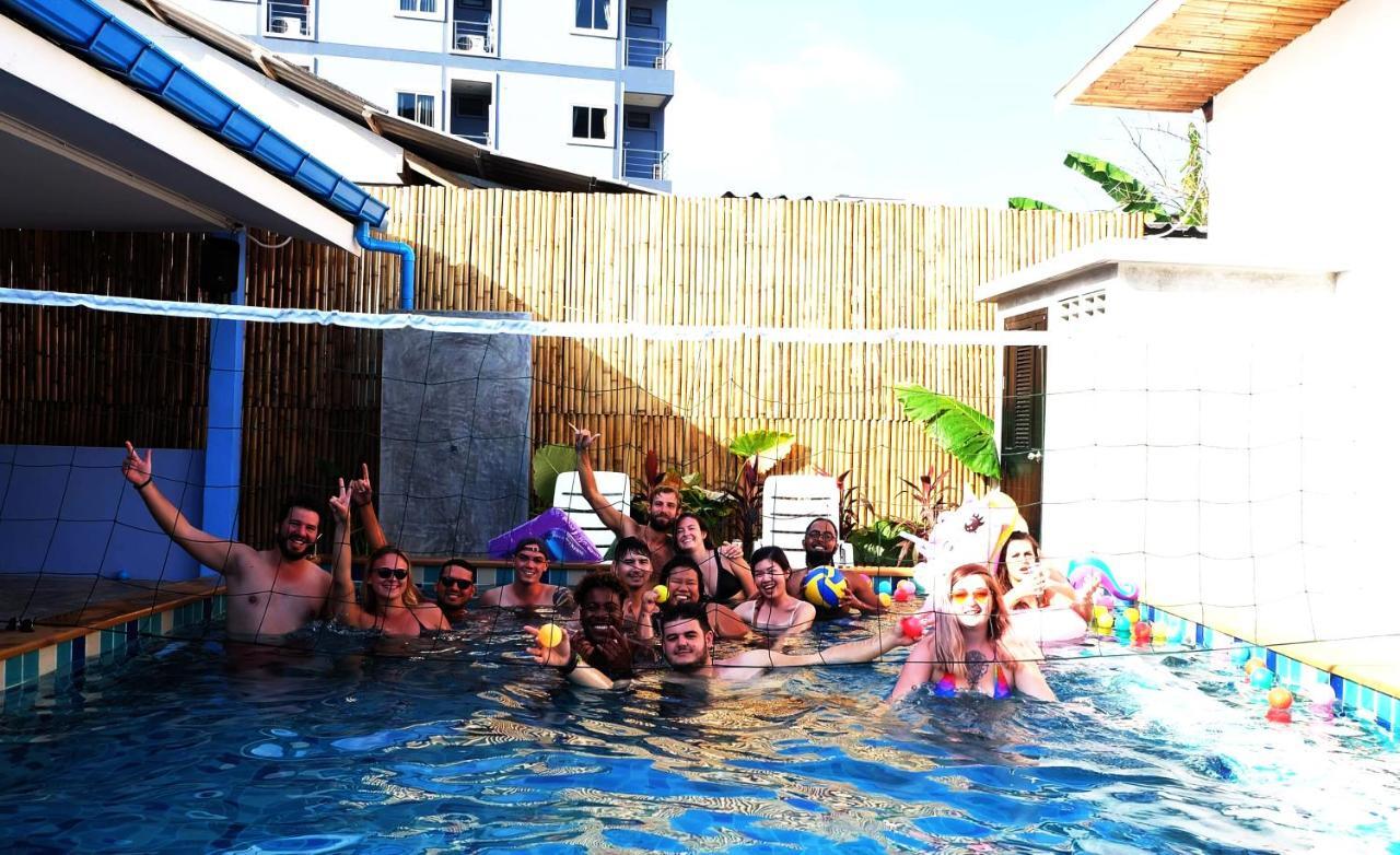 Ostello Slumber Party Krabi Ao Nang Esterno foto