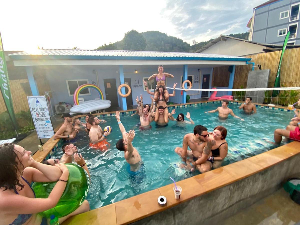 Ostello Slumber Party Krabi Ao Nang Esterno foto
